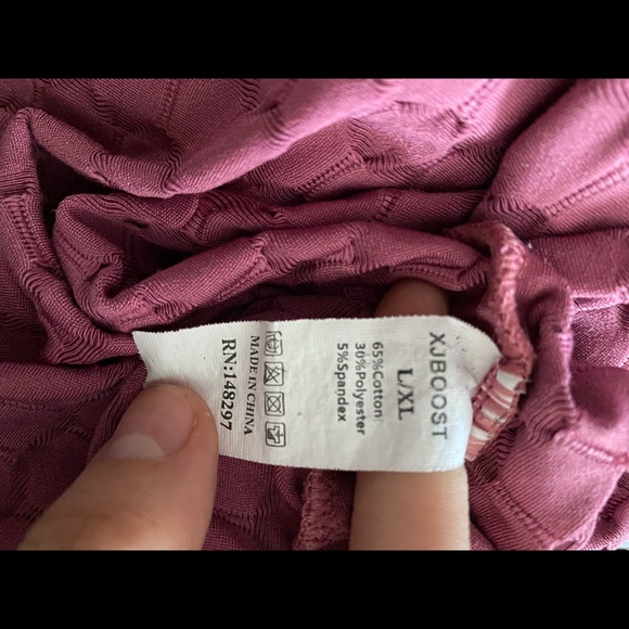 Purple scrunch leggings and tank top - Picture 4 of 4